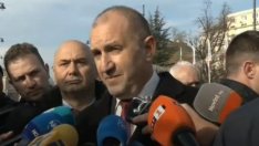 Радев дава още време за първия мандат