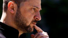 Зеленски: Изграждаме силна и мощна Украйна, за да живеем в мир