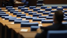 И днес няма кворум в НС: Регистрираха се едва 71 депутати 