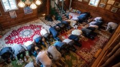 Мюсюлманите празнуват Курбан Байрам