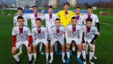 Олимпик завършва девети в дебютния си сезон в Трета лига