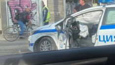 Патрулка и BMW в неравен сблъсък. Кой на кого отне предимството? СНИМКИ