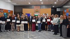 Отличиха 33 доброволци от училищните превантивни клубове във Варна