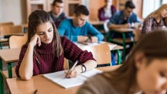 Над 61 000 деветокласници се явяват на изпит по природни науки