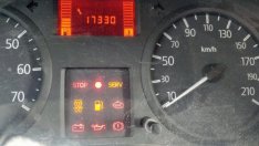 Лошите навици, които убиват автомобила! Топ 15 на шофьорските безумия