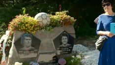 Половин век без Гунди и Котков