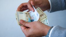 КНСБ изчисли: Издръжката на тричленно семейство е 2748 лв. 