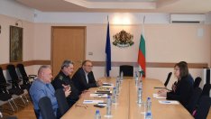 Нинова събра институциите заради обилните валежи в страната