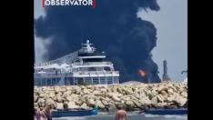 Най-голямата румънска петролна рафинерия до Черно море избухна в пламъци