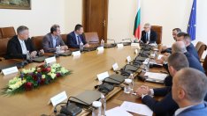 Според правителството случаите на дрогирани и пияни шофьори намаляват