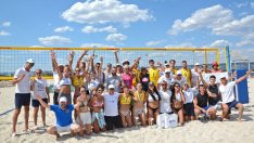 Наградиха победителите в 3-ия кръг от Националния шампионат по плажен волейбол (СНИМКИ)