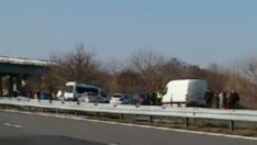 Колеги спипаха жандармерист с бус пълен с мигранти на АМ „Тракия”