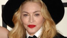 Мадона отлага концерт отново заради травма