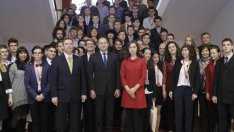 Президентът Радев отличи олимпийските отбори по природни науки