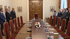 Започнаха консултациите при президента (ВИДЕО)