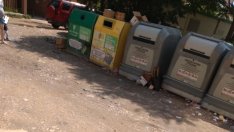 Граждани пропищяха от боклуци и лоша инфраструктура във "Възраждане I" (СНИМКИ)