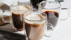 3 чаши кафе на ден, държат доктора далеч от мен