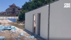 Разрушиха постройка до резиденцията на Доган в "Росенец"