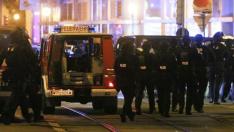 Терористи окървавиха Австрия: От 6 точки във Виена – убити и ранени!