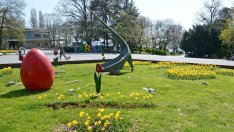 Търсят виртуални съкровища в Морската градина на Варна