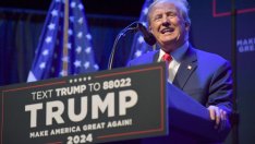 Повдигат обвинение на Тръмп