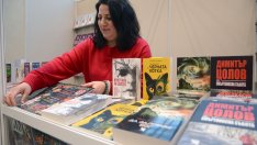 Откриха първата зимна "Алея на книгата" във Варна