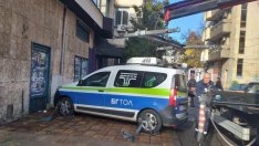 Автомобил на БГ ТОЛ със скоби. Нямало къде да паркират СНИМКА