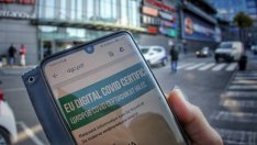 Овъртяхме гърците. Идват уж на ваксина, тръгват си със сертификат за €300