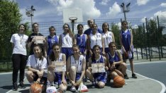 Девойките на Математическа гимназия шампиони по стрийтбол