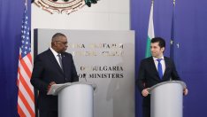 Премиерът Петков: Нашата сигурност е в колективната отбрана със съюзниците в НАТО