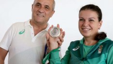 България посрещна своята героиня от Токио