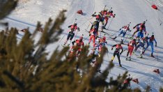 Олимпиада: Неубедителен старт за смесената ни щафета в биатлона