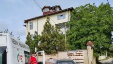 Видео показва палежа в дома за възрастни във Варна. Извършителят е с церебрална парализа