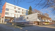 Правят асансьор във варненско училище