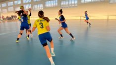 Младшата на „Хера – Варна“ започна ударно хандбалната 2023-а