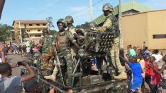 Футболисти от Efbet лига попаднаха в епицентъра на кървав преврат в Гвинея