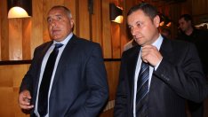 Яне Янев пратил есемеса на премиера