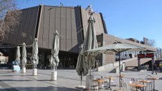 Продължава премахването на незаконни реклами от центъра на Варна