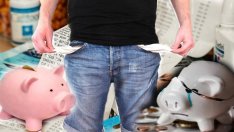 Две трети от българите трудно покриват всекидневните си разходи