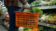 Цените: Един продукт се изкупува за 50 цента, а стига до рафта за 2.50 евро