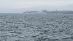 Кораб потъна край румънския бряг на Черно море, издирват трима моряци