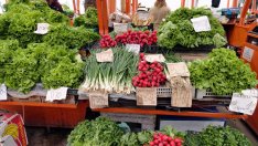 Зеленчуци и захар – удрят тавана във варненските бакалии. Да видим цените!