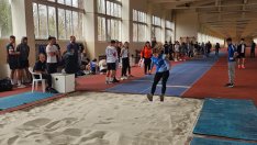 Първа езикова гимназия доминира в Общинските ученически игри