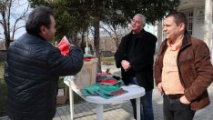 Известен варненски зевзек подари 100 знамена на село Куманово