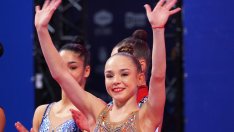 Стилияна Николова спечели златните медали на обръч и на топка