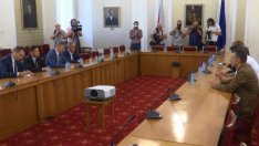 Започна заветната среща на ИТН с ДПС (ВИДЕО)