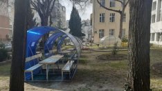 Енергото изгради класна стая на открито във варненско училище