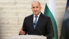 Депутатите изслушват премиера Румен Радев в парламента