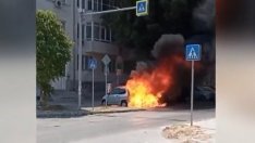 2 електромобила и лек автомобил са изгорели вчера до Спортна зала