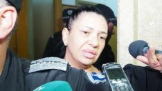 Анита Мейзер дели килия с лесбийка–убийца